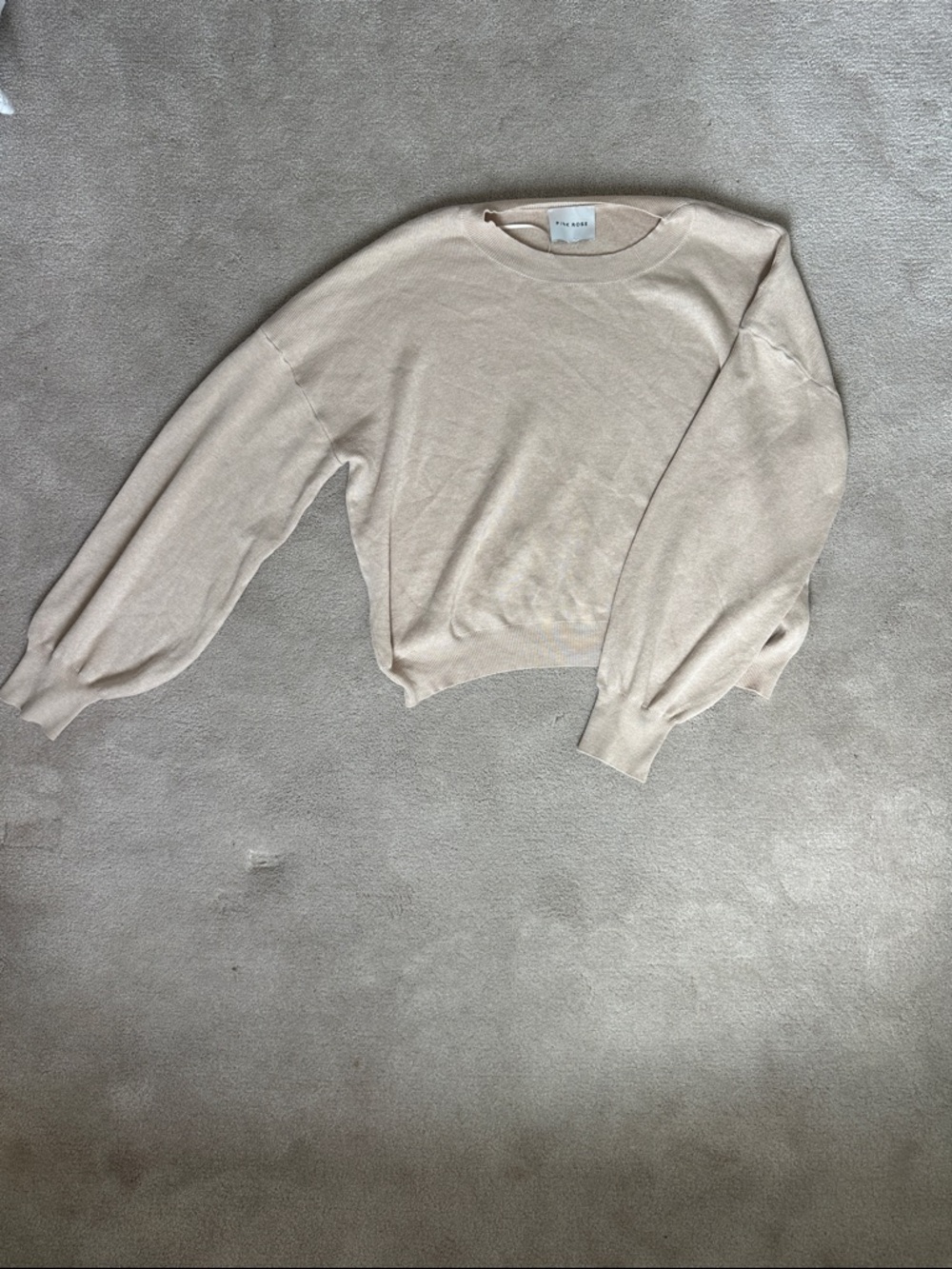 Beige crop sweater never worn